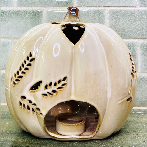 Harvest Pumpkin tea light votive holder - Picture 2 of 2